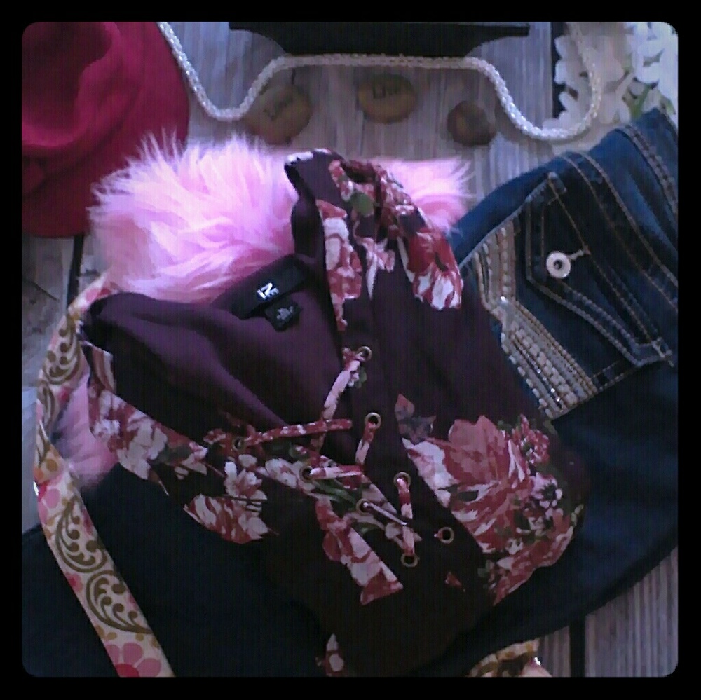 IZ BYER burgandy Floral mini  belted dress